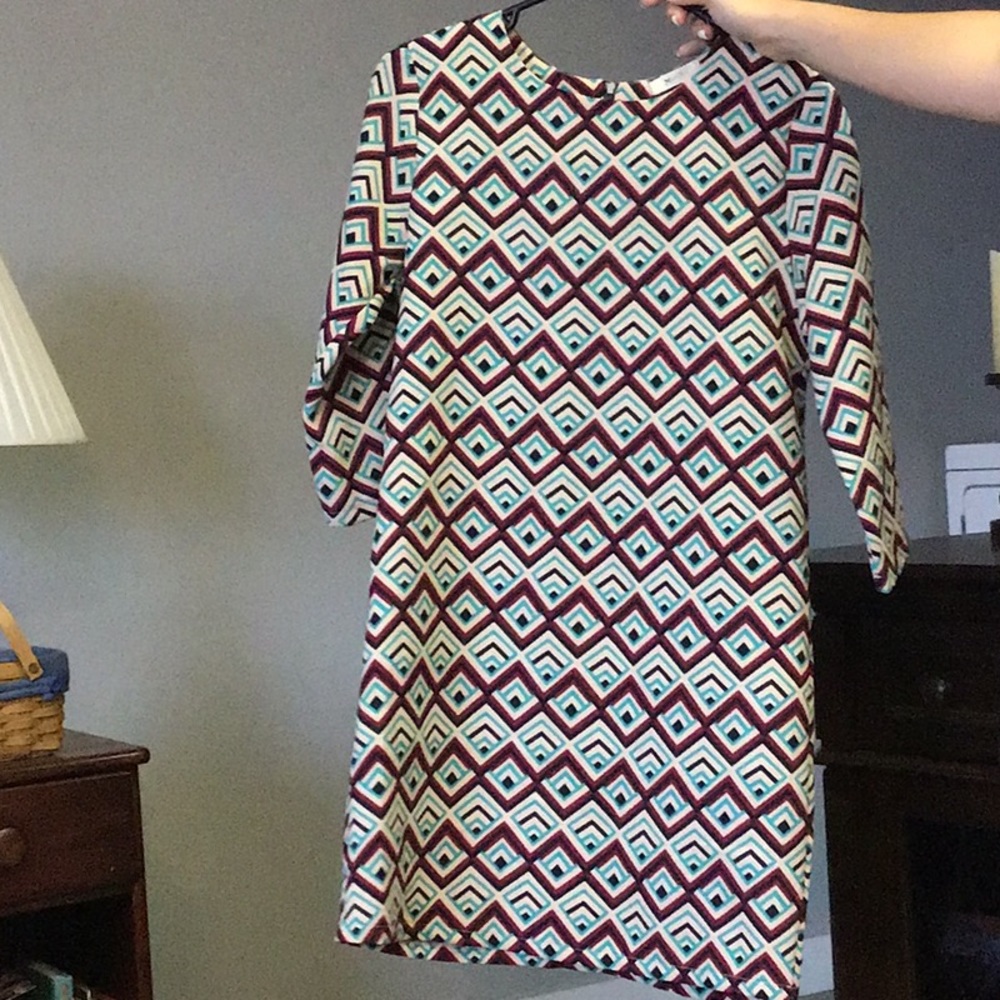 Patterned Dress with quarter length sleeves